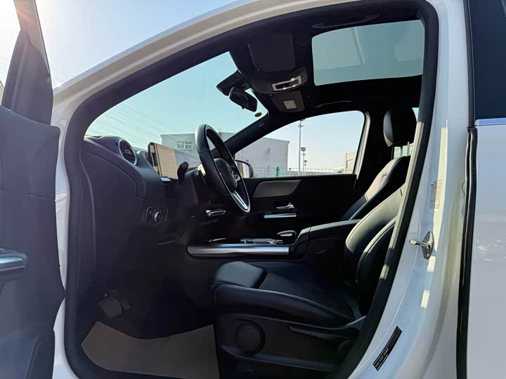 Mercedes-Benz B-Class 2021 2021款 B 200 动感型