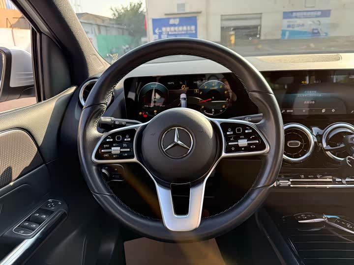 Mercedes-Benz B-Class 2021 2021款 B 200 动感型