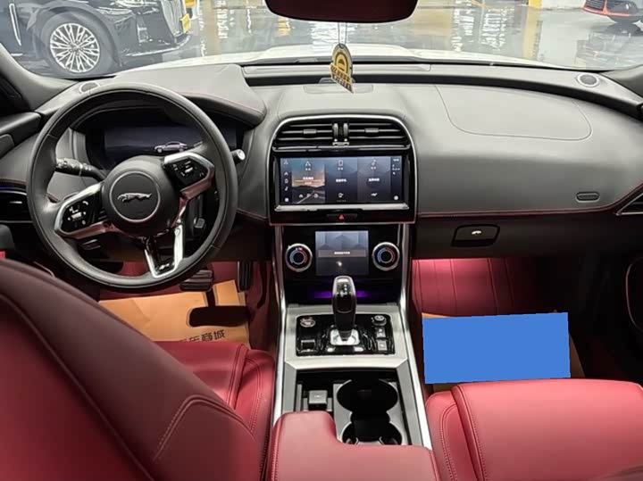 Jaguar XE L 2024 2024款 2.0T 250PS R-DYNAMIC S进取运动版