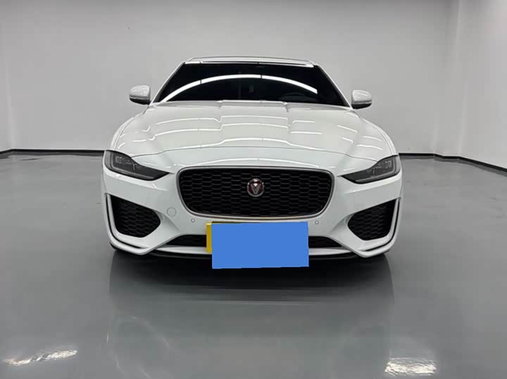 Jaguar XE L 2024 2024款 2.0T 250PS R-DYNAMIC S进取运动版