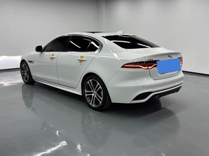 Jaguar XE L 2024 2024款 2.0T 250PS R-DYNAMIC S进取运动版