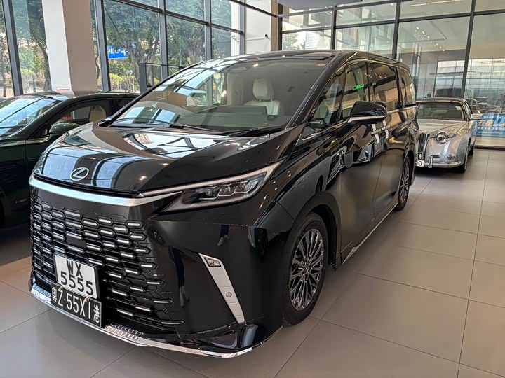 Lexus LM 2025 2025款 500h 六座尊崇版