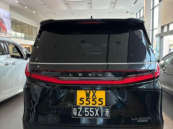 Lexus LM 2025 2025款 500h 六座尊崇版