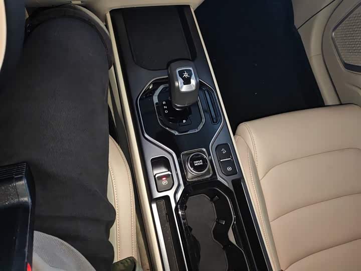 Geely Icon 2023 2023款 1.5TD 巧克力醇巧版