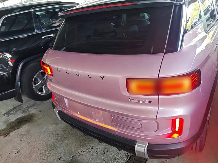 Geely Icon 2023 2023款 1.5TD 巧克力醇巧版