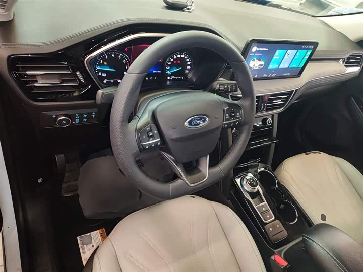 Ford Escape 2024 2024款 EcoBoost 245 两驱悠享款