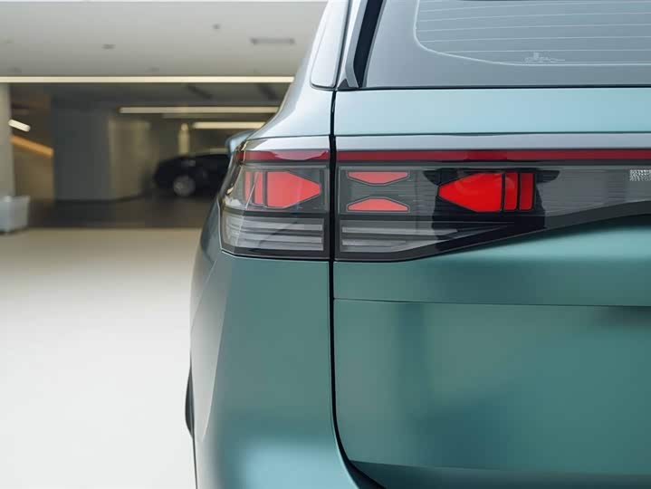 Volkswagen Tayron 2025 2025款 探岳L 330TSI 两驱精英City包