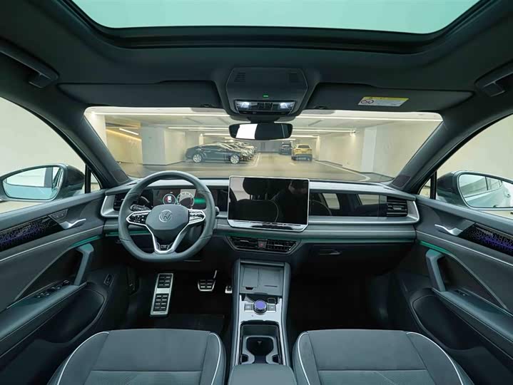 Volkswagen Tayron 2025 2025款 探岳L 330TSI 两驱精英City包