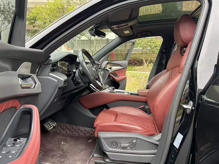 Audi Q6 2023 2023款 45 TFSI quattro 齐云型 飞骑套装