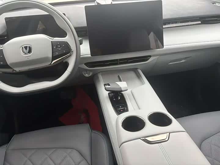 Changan UNI-Z Hybrid 2024 2024款 蓝鲸智电iDD 125km 超越型