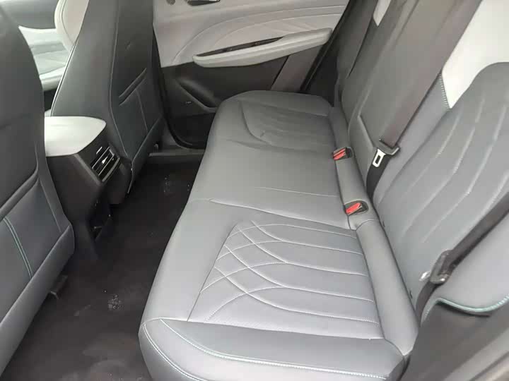 Changan UNI-Z Hybrid 2024 2024款 蓝鲸智电iDD 125km 超越型