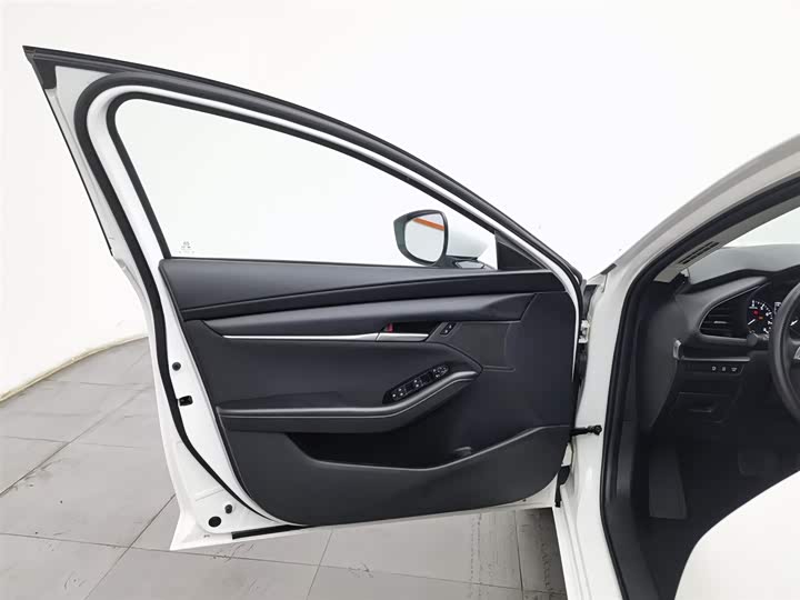 Mazda 3 (Axela) 2023 2023款 2.0L 自动质擎版