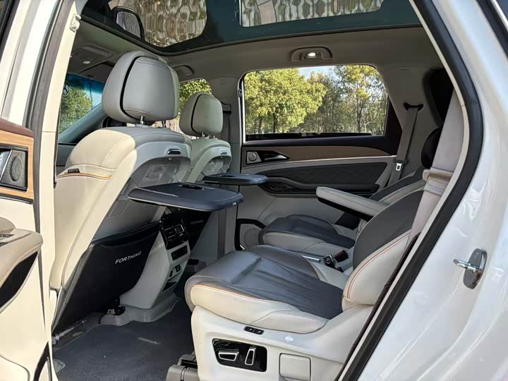 Dongfeng Forthing Yacht 2022 2022款 1.5T DCT逐浪版