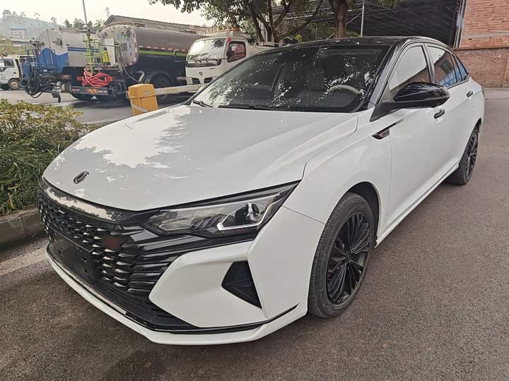 Dongfeng Aeolus Yixuan Max 2023 2023款 1.5T 超酷潮爸版