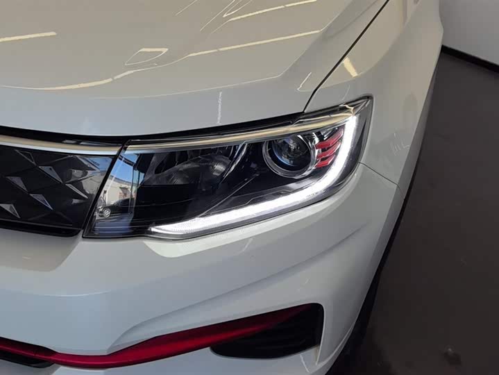 Changan CS35 Plus 2022 2022款 1.6L 手动豪华版