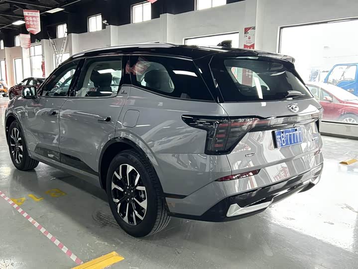 Ford Edge 2025 2025款 锐界L 2.0T EcoBoost E混动四驱七座至尊型