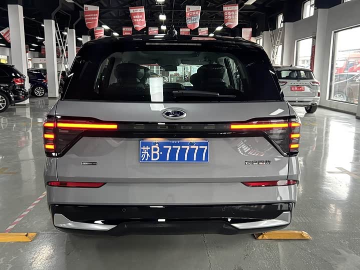 Ford Edge 2025 2025款 锐界L 2.0T EcoBoost E混动四驱七座至尊型