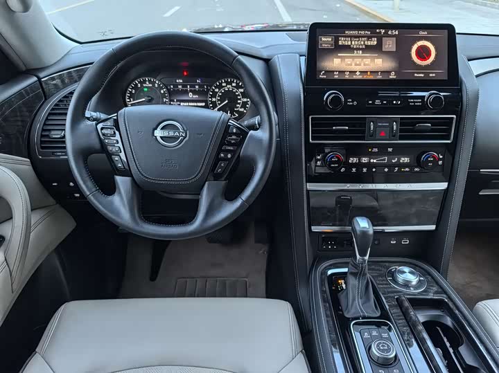 Nissan Armada 2023 2023款 ARMADA 5.6L 无敌舰队旗舰版