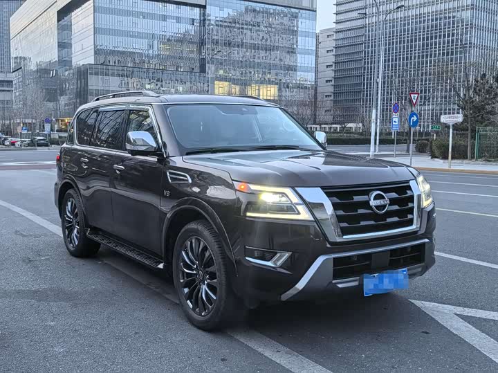 Nissan Armada 2023 2023款 ARMADA 5.6L 无敌舰队旗舰版