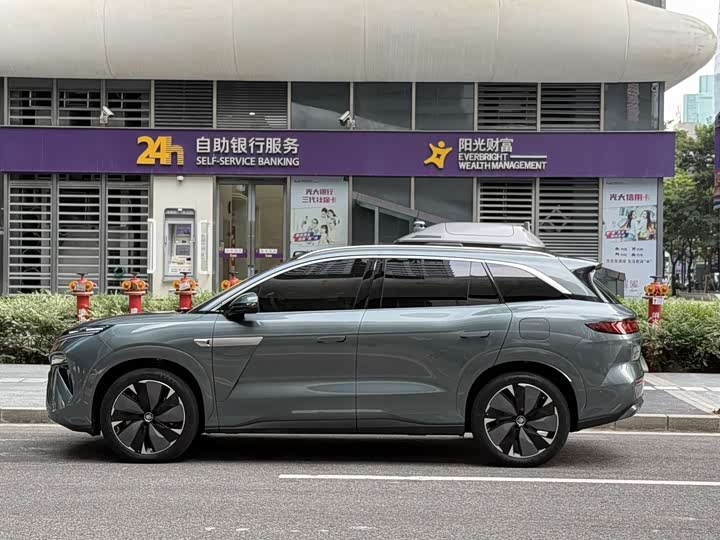 BYD Tang L 2025 2025款 DM 175KM无人机玩家版