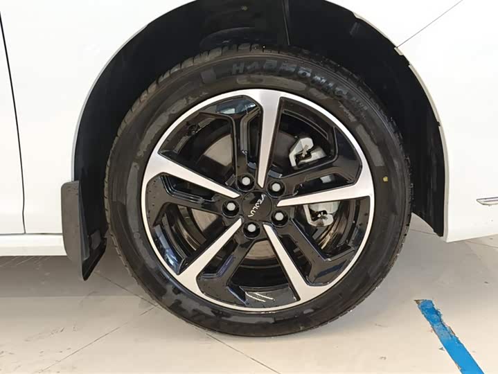 Dongfeng Aeolus Yixuan Max 2024 2024款 1.5T 豪华版