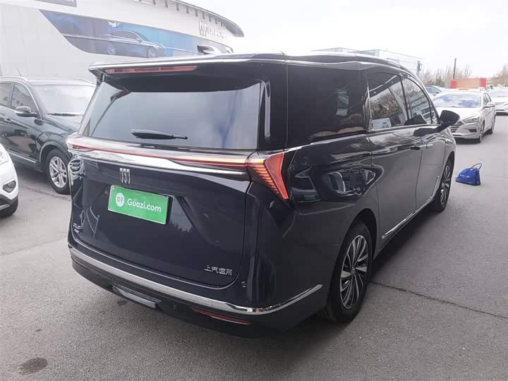 Buick GL8 Hybrid 2026 2026款 陆尊 奢享版