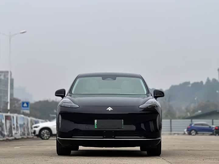 GAC Hyptec HT 2023 2023款 670 后驱特高压版