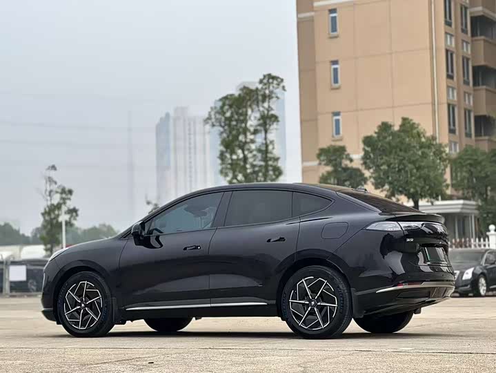 GAC Hyptec HT 2023 2023款 670 后驱特高压版