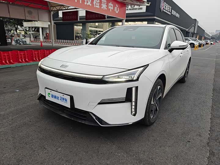 Geely Galaxy L6 2025 2025款 EM-i 140km 探索+版