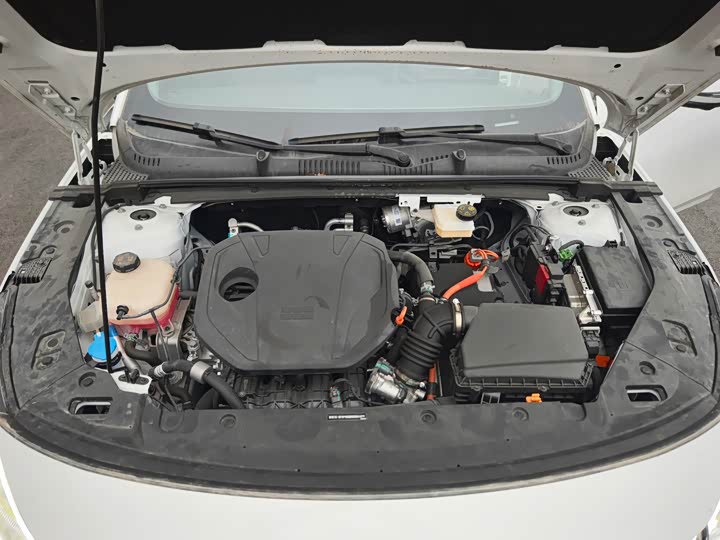 Geely Galaxy L6 2025 2025款 EM-i 140km 探索+版