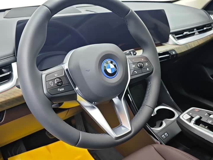 BMW iX1 2023 2023款 xDrive30L X设计套装