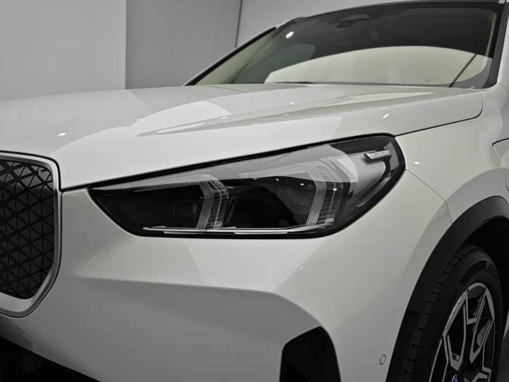 BMW iX1 2023 2023款 xDrive30L X设计套装