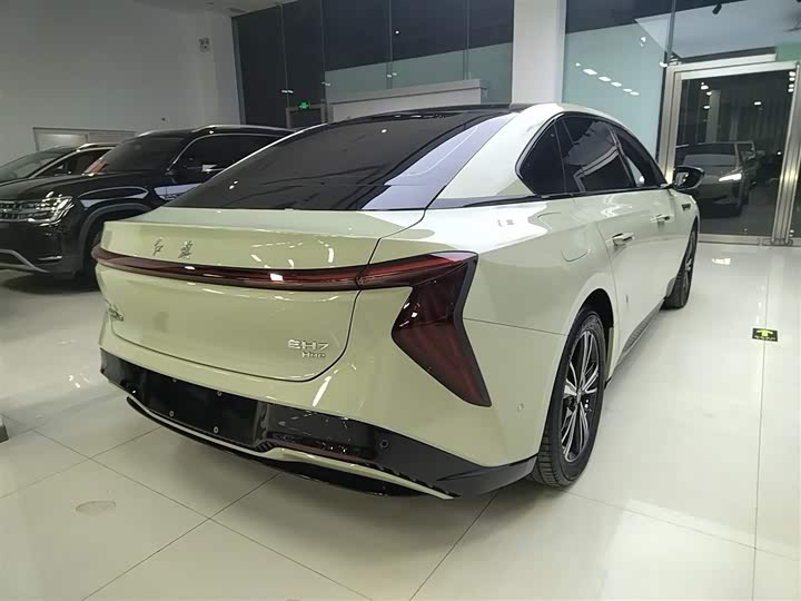 Hongqi EH7 2024 2024款 690 Pro荣耀版