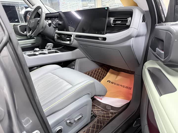 BAIC Beijing BJ40 2024 2024款 2.0T 全新城市猎人版 至尊型