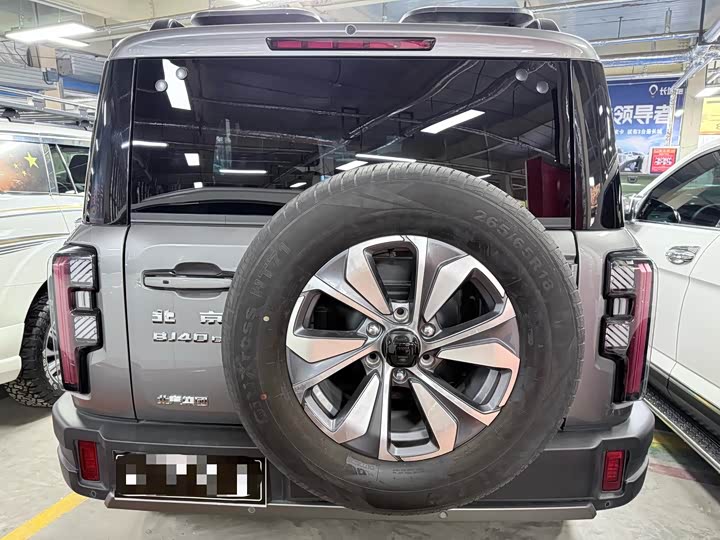 BAIC Beijing BJ40 2024 2024款 2.0T 全新城市猎人版 至尊型