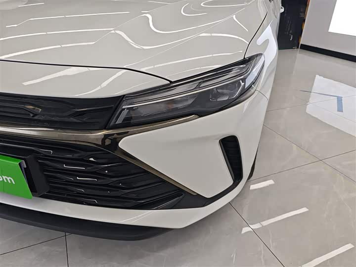 Chevrolet Monza 2024 2024款 1.5L 双离合悦享版