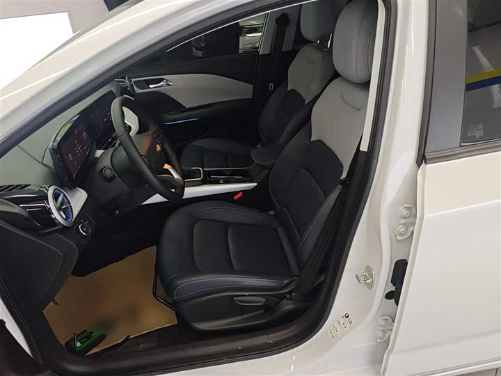 Chevrolet Monza 2024 2024款 1.5L 双离合悦享版