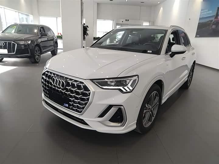 Audi Q3 2024 2024款 40 TFSI 时尚动感型
