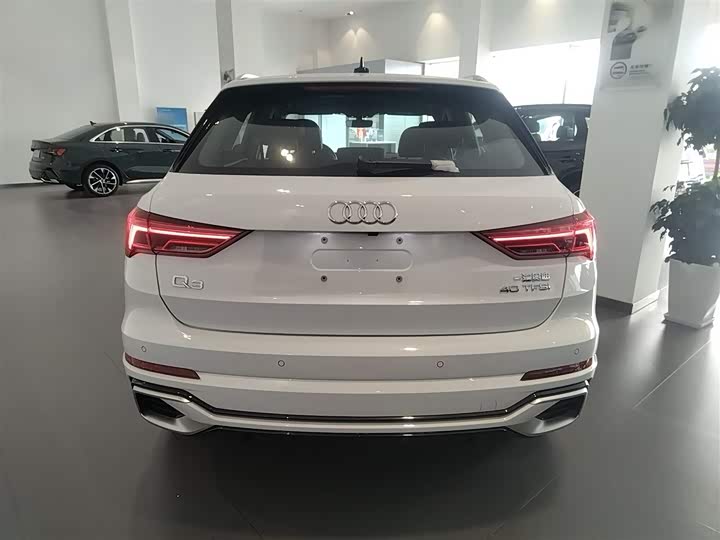 Audi Q3 2024 2024款 40 TFSI 时尚动感型