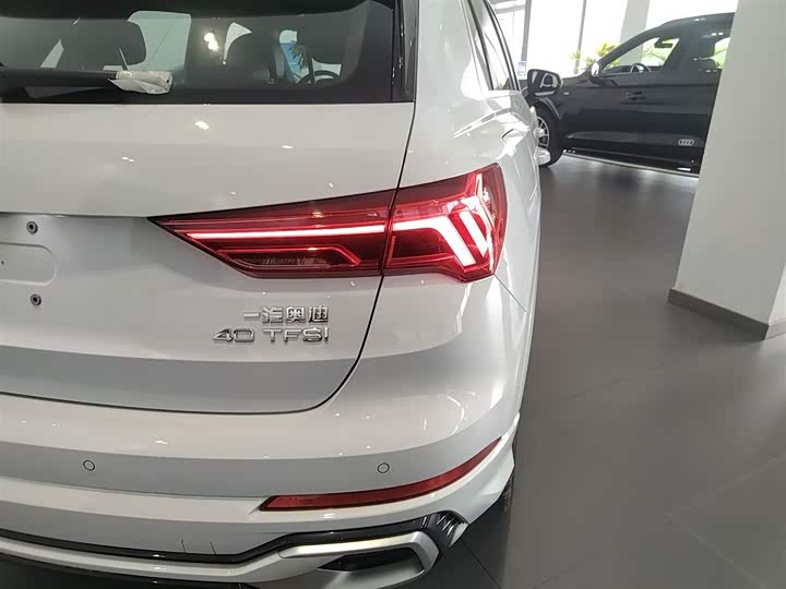 Audi Q3 2024 2024款 40 TFSI 时尚动感型