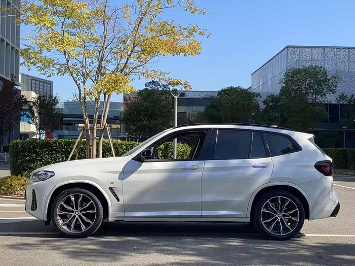 BMW X3 2023 2023款 xDrive30i 领先型 M曜夜套装