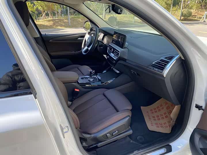 BMW X3 2023 2023款 xDrive30i 领先型 M曜夜套装