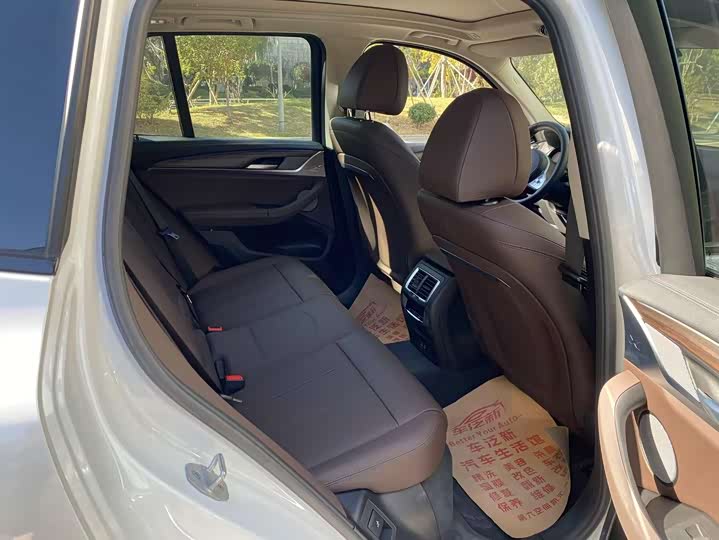 BMW X3 2023 2023款 xDrive30i 领先型 M曜夜套装