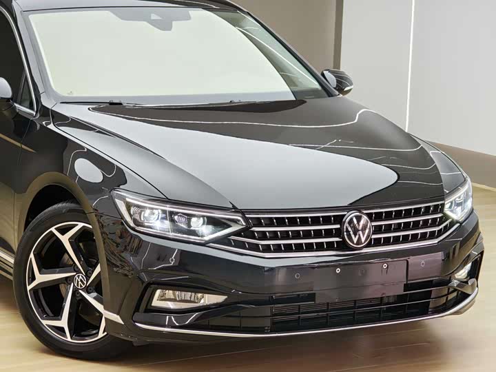 Volkswagen Magotan 2025 2025款 众享款 330TSI DSG豪华型