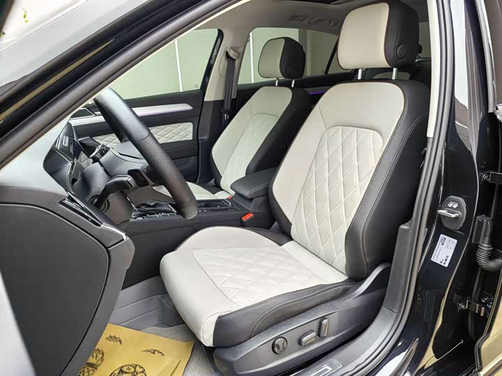 Volkswagen Magotan 2025 2025款 众享款 330TSI DSG豪华型