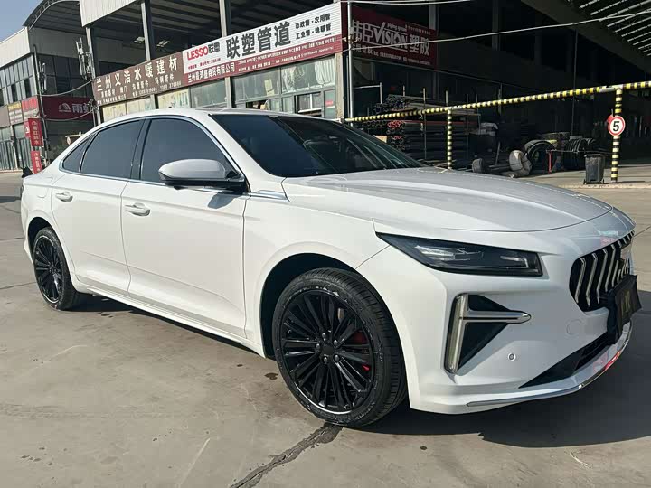 Geely Preface L 2024 2024款 油混 1.5TD 天宫版