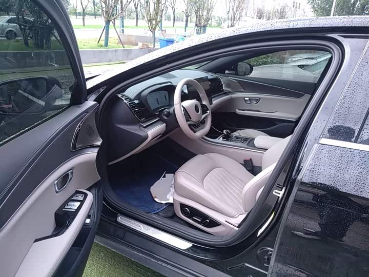 BYD Han 2025 2025款 DM-i 智驾版 125KM激光雷达旗舰型