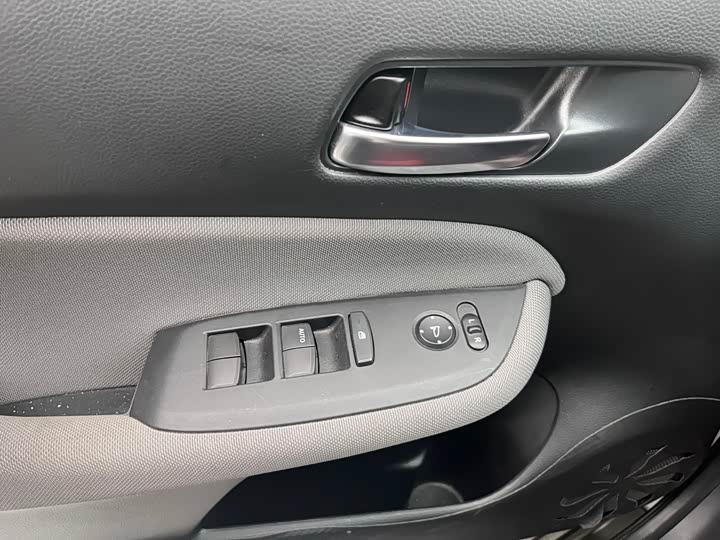 Honda Life 2023 2023款 1.5L CVT SPO-SS灵动版