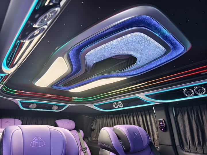 Mercedes-Benz Vito 2024 2024款 2.0T 商务版 7座