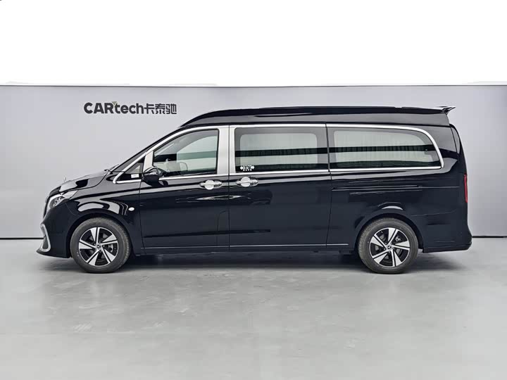 Mercedes-Benz Vito 2024 2024款 2.0T 商务版 7座